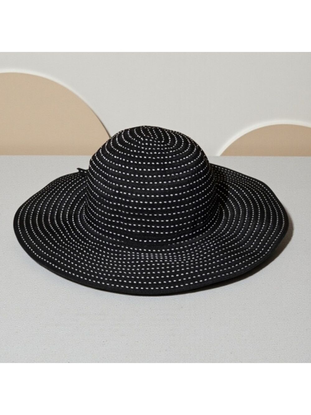 Sun Hat -  Black and White - Picture 7 of 17